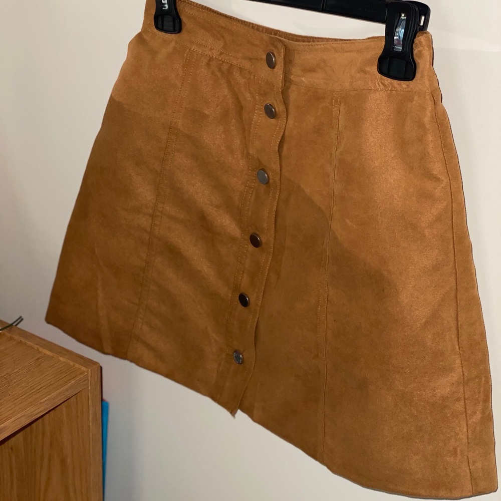 Skirt - Picture 3 of 3
